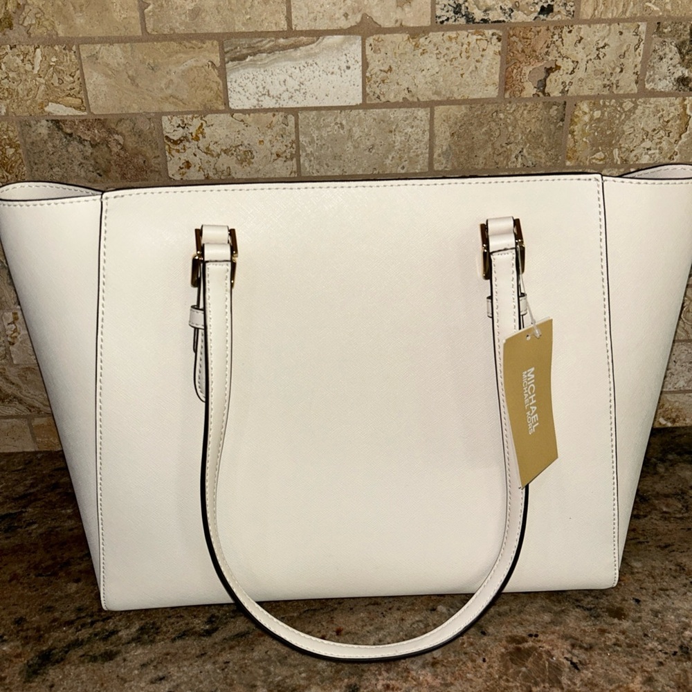 Michael Kors White Tote Bag - Picture 3 of 8